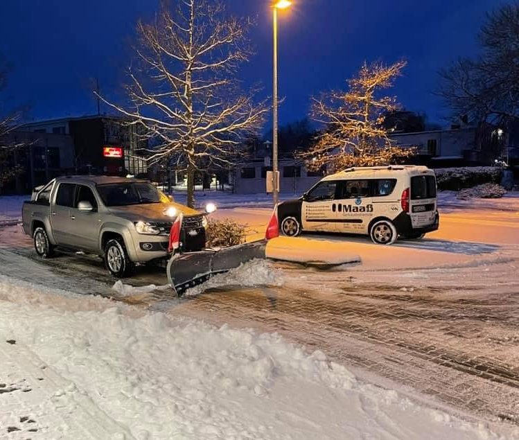 Winterdienst von Maaß Gebäudedienste in Neumünster